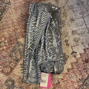 Sequined scarf